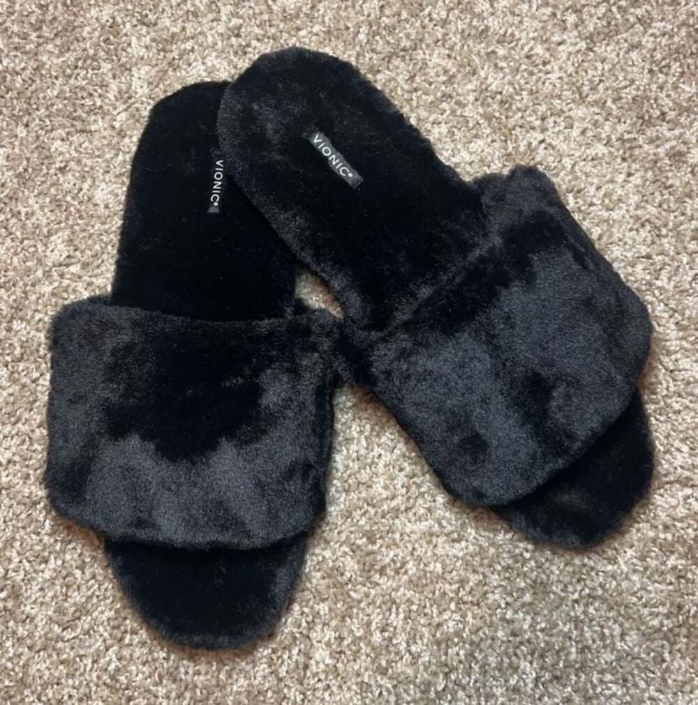 Vionic Dream Black Faux Fur Open-Toe Adjustable Slipper Slides - Picture 2 of 6